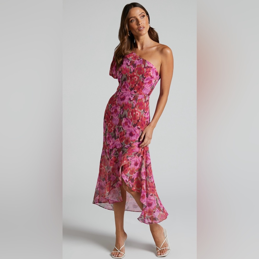 CLABELLE MIDI DRESS ONE SHOULDER RUFFLE TULIP HEM DRESS IN VIOLETTE BLUR FLORAL